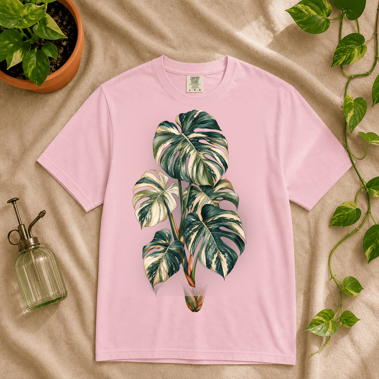 Variegated Monstera Graphic T-Shirt in Blossom featuring cream marbled monstera artwork