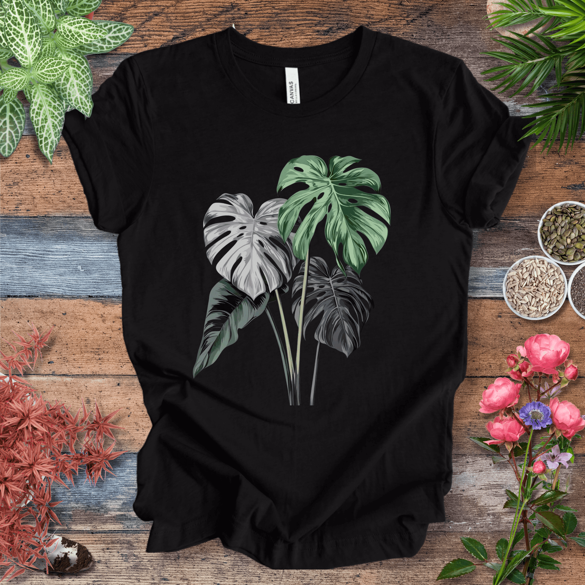 Realistic Monstera Plant T-Shirt Black Heather / L